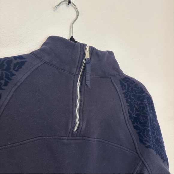 Lululemon Floral Flock Pullover Sweatshirt Midnight Navy Size 4 Women’s - Picture 8 of 12